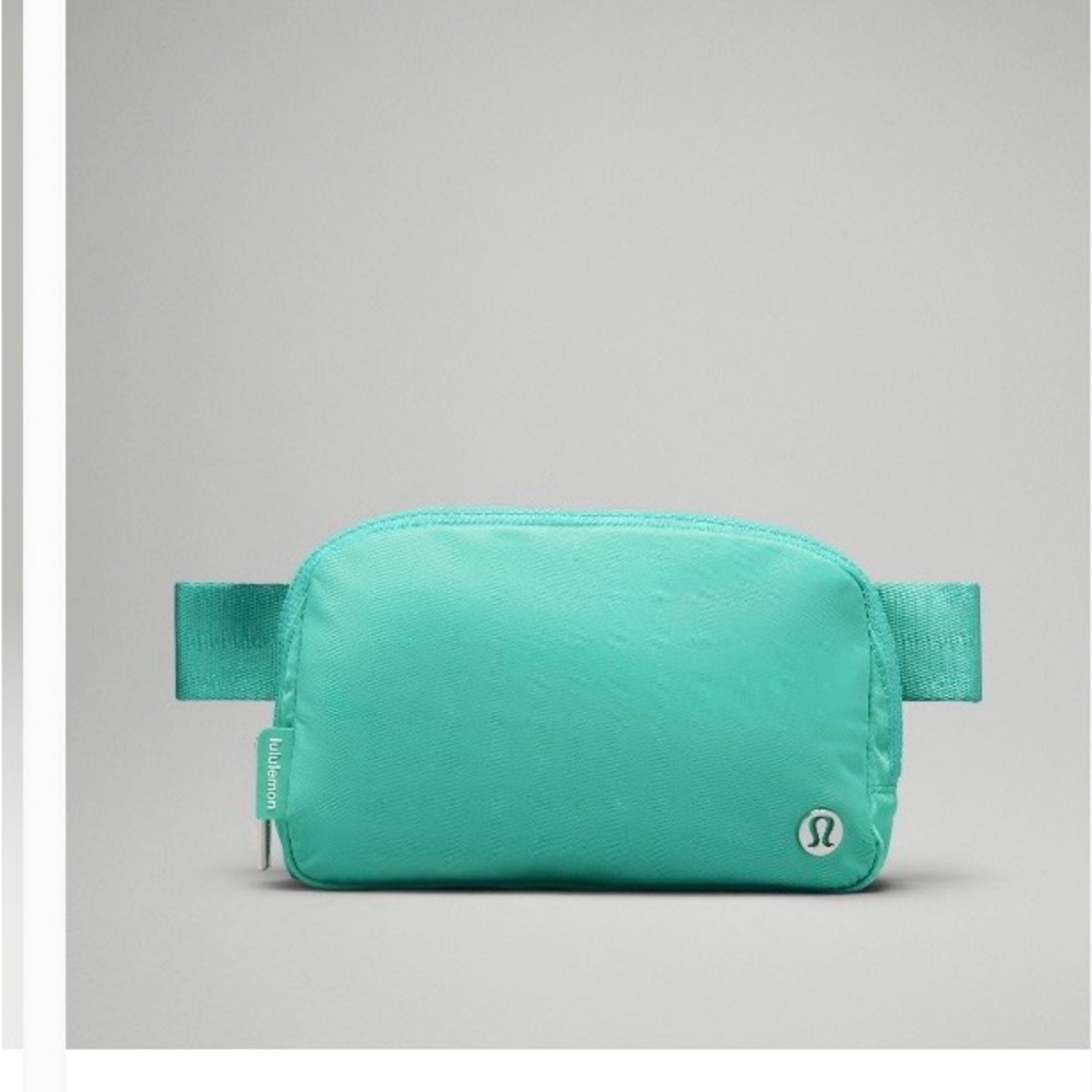 Lululemon Belt Bag limited edition Paradise Green 💚💚